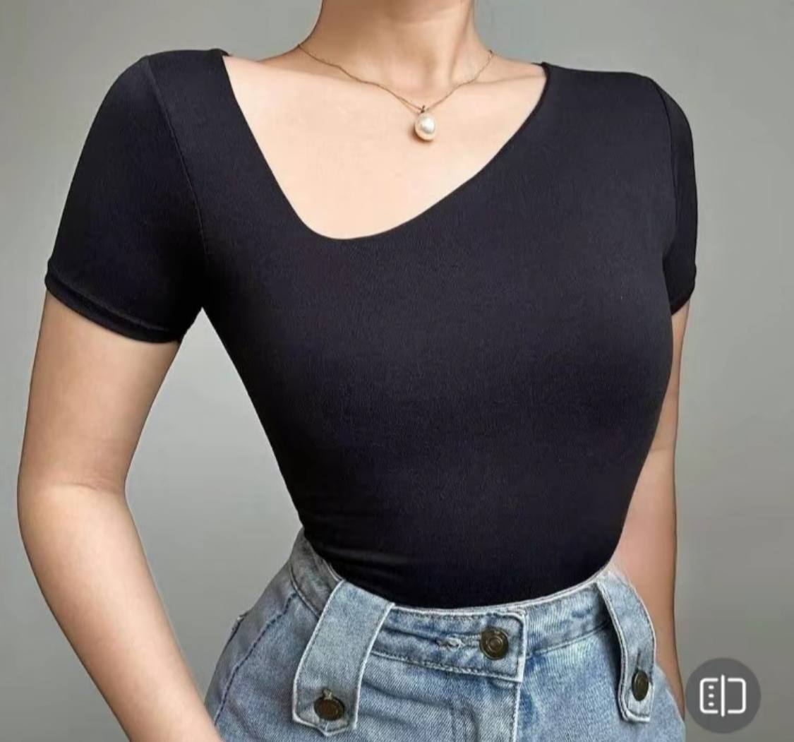 ZIG Crop Top- Body hugging top